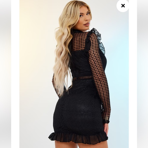 PrettyLittleThing- BLACK LACE CHIFFON FRILL DETAIL BODYCON DRESS - Picture 2 of 3
